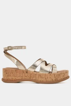 Naturalizer Riley Strappy Sandal -Naturalizer d019e75f fd0a 490f b8ab 4eafac0c785a adc297bd e1f3 4837 a462 6941026c1bb0 scaled