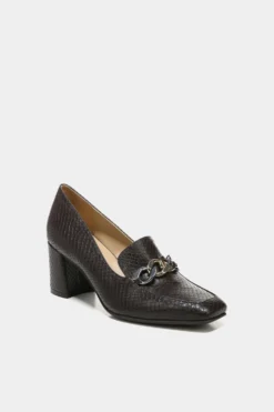 Naturalizer Wynrie Flat